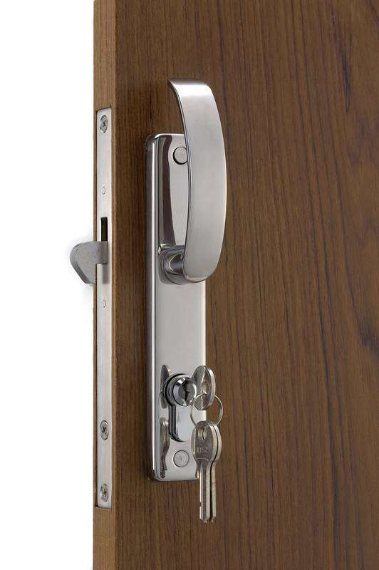 九舫企業有限公司 | 專業遊艇零配件