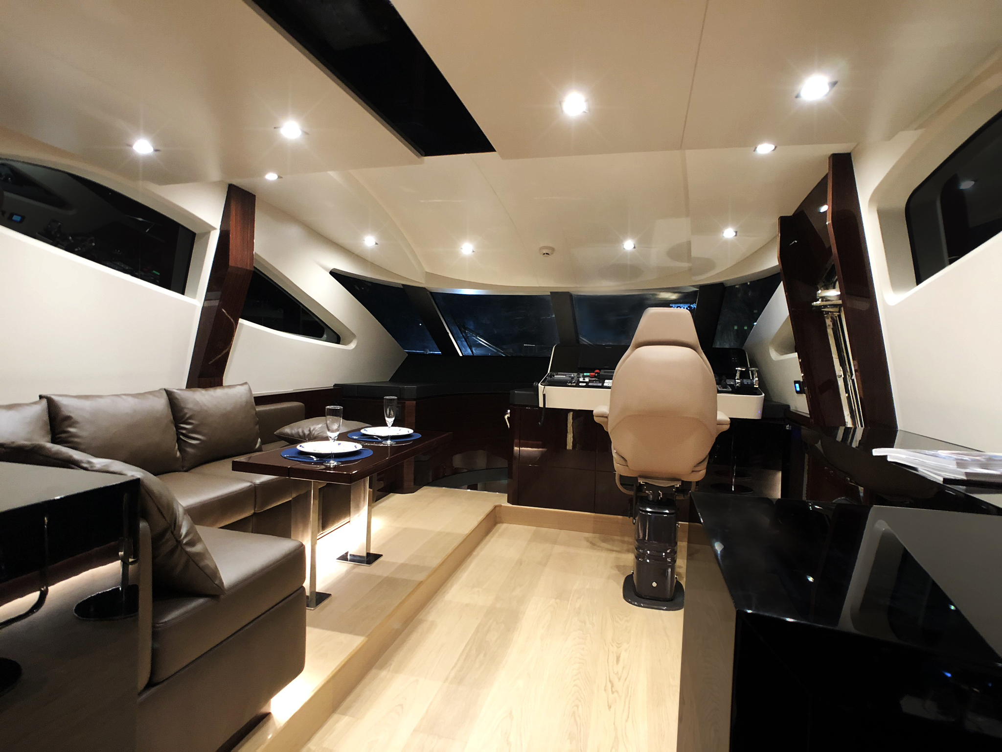 九舫企業有限公司 | 專業遊艇零配件